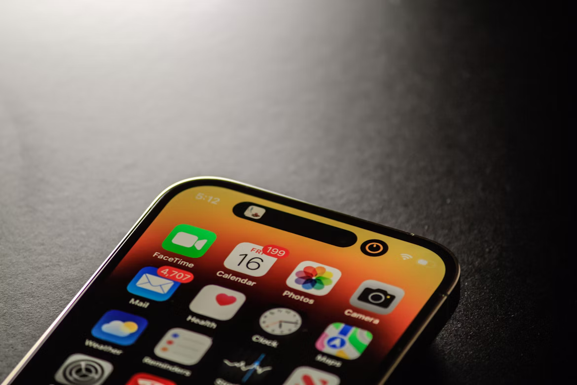 Face ID ne Fonctionne Pas sur iPhone ? Guide Complet de Réparation
